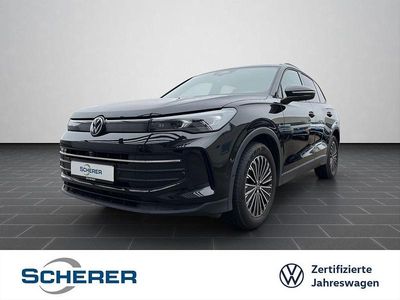 Grenadillschwarz metallic (metallic) Gebraucht 2025 VW Tiguan Goal SUV | 34.960 € (Guter Preis)
