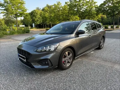 Gebraucht Ford Focus ST-Line 125 PS (91 kW) 2019 Grau Limousine