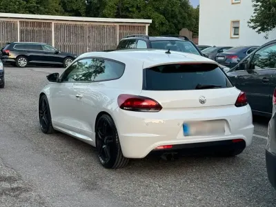 Gebraucht VW Scirocco 160 PS (117 kW) 2012 Weiß Coupé