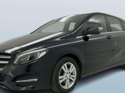 Gebraucht Mercedes B200 136 PS (100 kW) 2015 Schwarz Van / Kleinbus