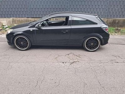 Opel Astra GTC