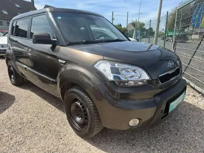 Usado Kia Soul Attract 126 HP (92 kW) 2009 Castanho SUV