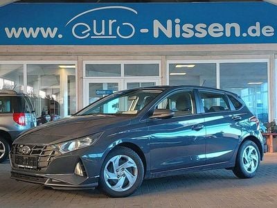 Gebraucht Hyundai i20 Select 84 PS (61 kW) 2021 Grau Kleinwagen