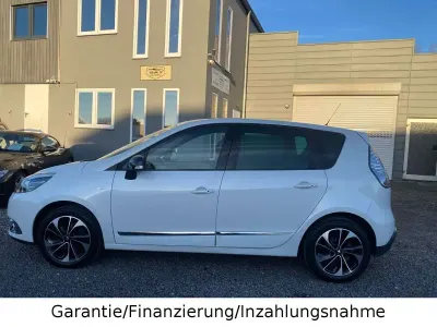 Gebraucht Renault Scénic Bose Edition 132 PS (97 kW) 2015 Weiß Van / Kleinbus
