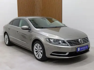 Gebraucht VW CC 160 PS (117 kW) 2012 Braun Limousine