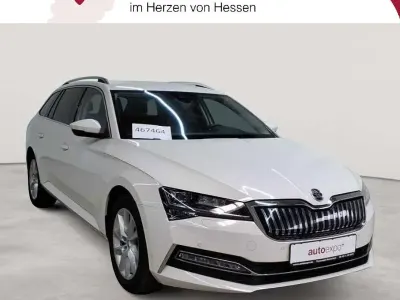 Usado Skoda Superb Style 156 HP (114 kW) 2021 Branco Carrinha