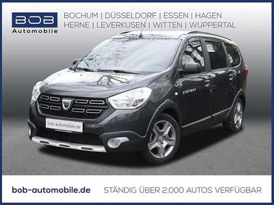 Grau Gebraucht 2021 Dacia Lodgy Stepway Van / Kleinbus | 14.888 € (Fairer Preis)