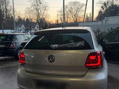Gebraucht VW Polo 69 PS (50 kW) 2010 Grau Kleinwagen