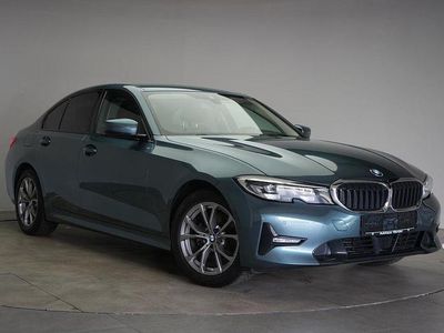 Gebraucht BMW 320 Sport Line 190 PS (139 kW) 2020 Blau Limousine