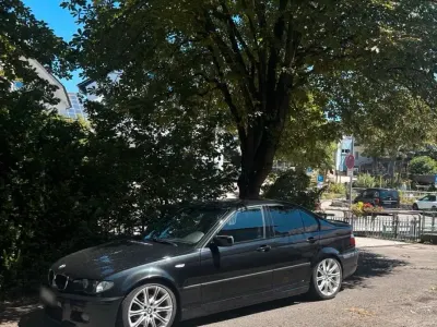 Gebraucht BMW 325 192 PS (141 kW) 2003 Schwarz Limousine