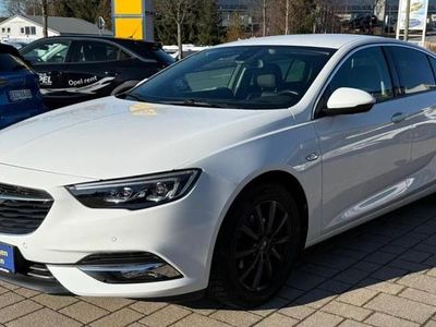 Weiß Gebraucht 2020 Opel Insignia Sport Limousine | 19.900 € (Fairer Preis)