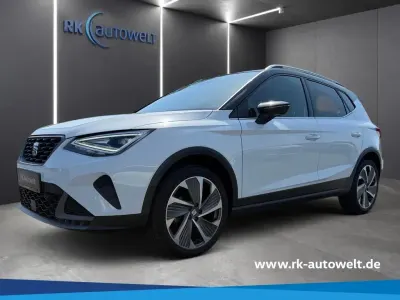 Gebraucht Seat Arona FR 150 PS (110 kW) 2023 Weiss SUV