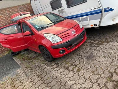 Nissan Pixo