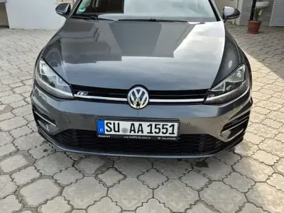 Gebraucht VW Golf VII R-line 150 PS (110 kW) 2019 Grau Kombi