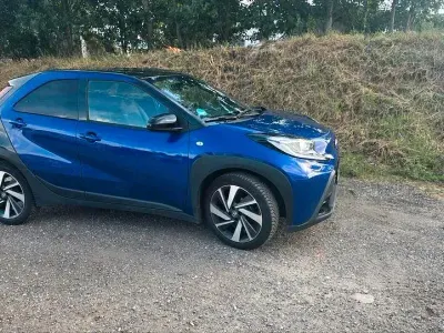 Gebraucht Toyota Aygo X 72 PS (52 kW) 2022 Blau SUV