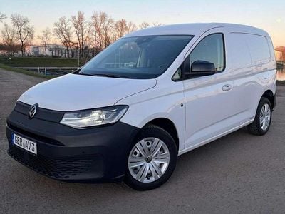 Gebraucht VW Caddy Basis 122 PS (89 kW) 2022 Candyweiß Van / Kleinbus