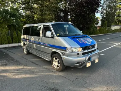 Gebraucht VW T4 105 PS (77 kW) 2001 Grau Van