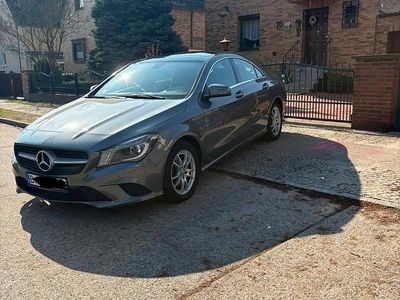 Gebraucht Mercedes CLA220 177 PS (130 kW) 2015 Silber Limousine