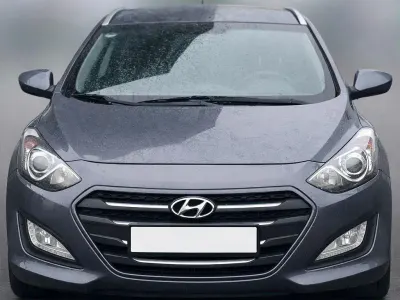 Gebraucht Hyundai i30 Style 110 PS (80 kW) 2016 Grau Kombi