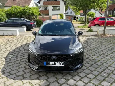 Używany Ford Fiesta ST-Line 101 KM (74 kW) 2022 Czarny Hatchback