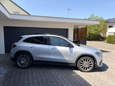 Gebraucht Mercedes GLA220 AMG line 190 PS (139 kW) 2023 SUV