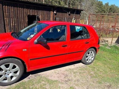 Usata VW Golf IV 105 CV (77 kW) 1999 Rosso Utilitaria