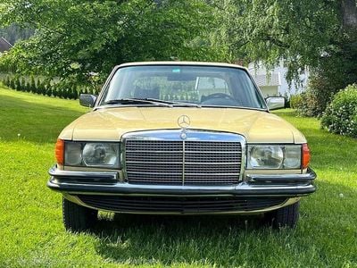 Gebraucht Mercedes S280 156 PS (114 kW) 1977 Gelb Limousine