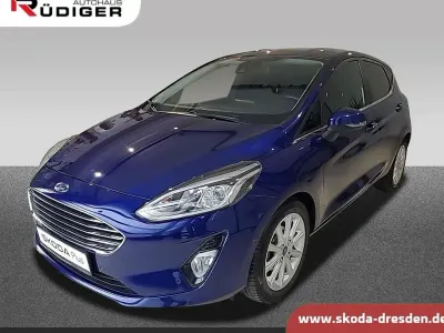 Gebraucht Ford Fiesta 101 PS (74 kW) 2017 Blau Kleinwagen