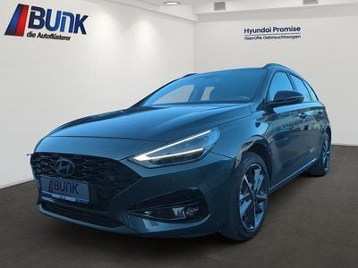 Cypress green Gebraucht 2025 Hyundai i30 Advantage Kombi | 26.250 € (Teuer)