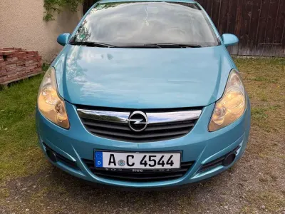 Usata Opel Corsa Color Edition 101 CV (74 kW) 2010 Blu Utilitaria