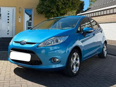 Gebraucht Ford Fiesta 97 PS (71 kW) 2011 Limousine