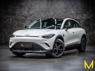 Weiß (smart digital white metallic (weiß)) Gebraucht 2024 Smart #3 Pro+ SUV | 33.333 € (Fairer Preis)