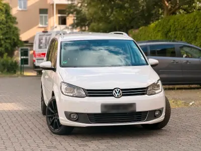 Gebraucht VW Touran 170 PS (125 kW) 2011 Weiß Van / Kleinbus