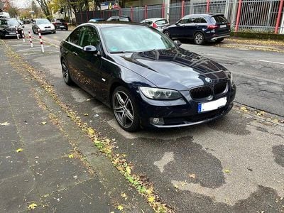 Blau Gebraucht 2008 BMW 320 Coupé | 8.750 € (Fairer Preis)