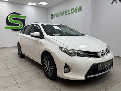 Weiß Gebraucht 2014 Toyota Auris Edition Kombi | 9.990 € (Fairer Preis)