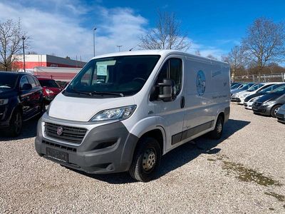 Gebraucht Fiat Ducato 130 PS (95 kW) 2015 Weiß Van