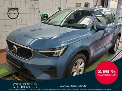 Gebraucht Volvo XC40 Core 163 PS (119 kW) 2024 Blau SUV
