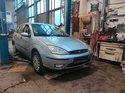 gebraucht Ford Focus 1.8 mit 18 Monaten TÜV