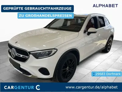 Używany Mercedes GLC220 Avantgarde 197 KM (144 kW) 2023 Biały SUV