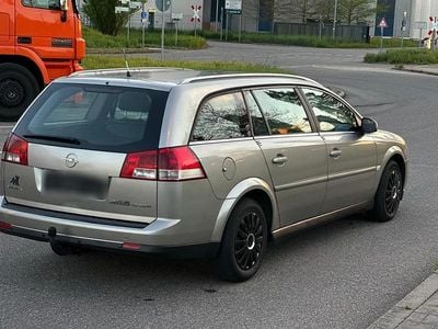 Begagnad Opel Vectra 120 HK (88 kW) 2004 Grå Kombi