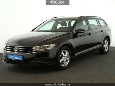 Gebraucht VW Passat 122 PS (89 kW) 2023 Schwarz Kombi