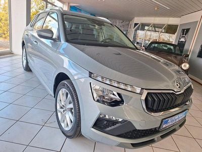 Neu Skoda Kamiq 150 PS (110 kW) 2026 Silber SUV