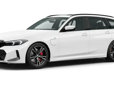 Usata BMW 330e Comfort Edition 292 CV (214 kW) 2025 Bianco Station wagon