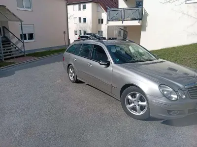 Second-hand Mercedes E200