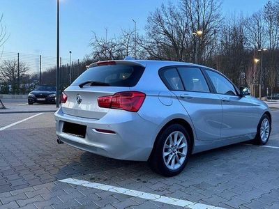 Gebraucht BMW 116 Advantage 116 PS (85 kW) 2018 Grau Kleinwagen