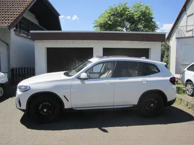 Gebraucht BMW X3 Performance 190 PS (139 kW) 2024 Weiß SUV