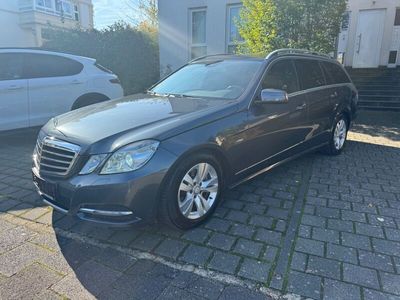 Mercedes E220