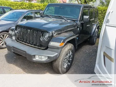 Gebraucht Jeep Wrangler Sahara 272 PS (200 kW) 2022 Schwarz SUV
