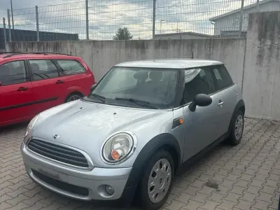 Gebraucht Mini Cooper 75 PS (55 kW) 2009 Silber Kleinwagen