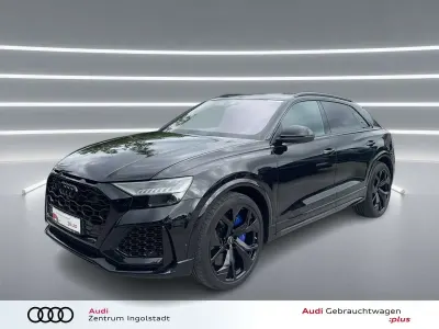 Gebraucht Audi Q8 Ambiente 600 PS (441 kW) 2022 Mythosschwarz metallic SUV